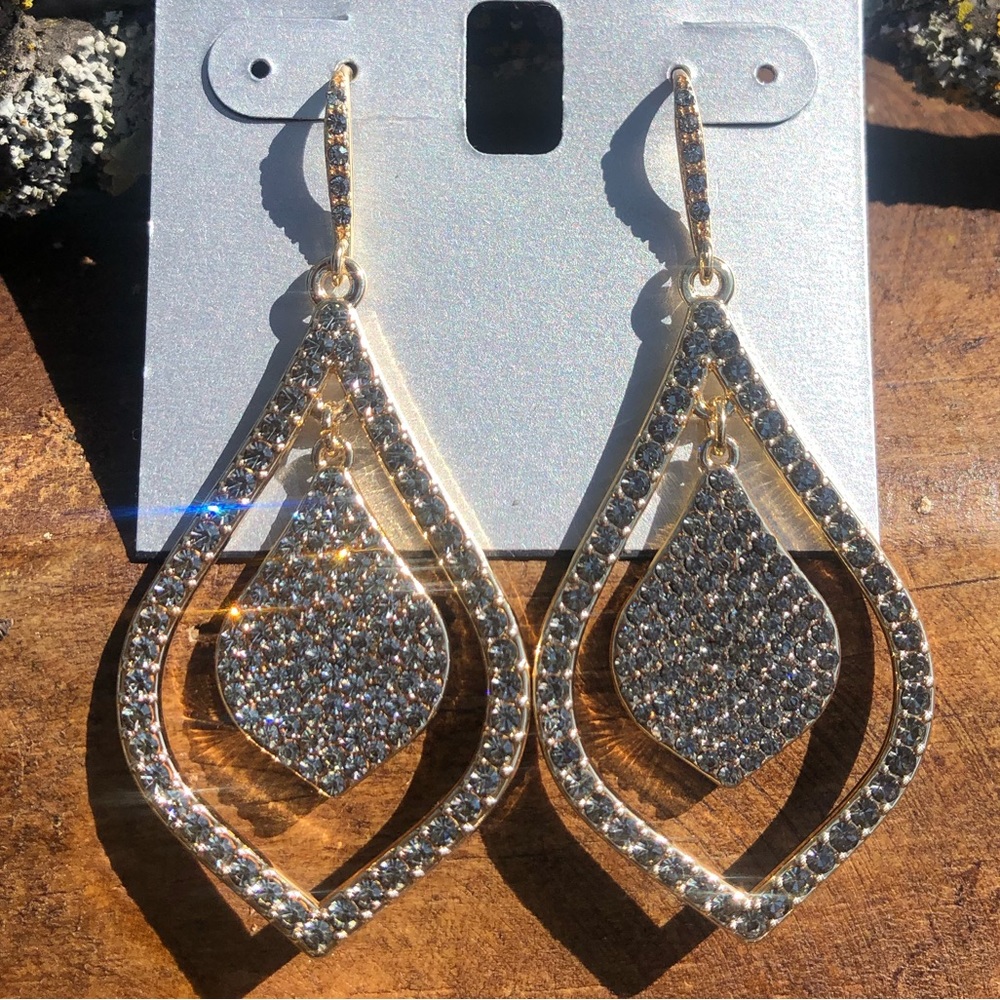 NWT | INC International Concepts| Gold/ Black Crystal Double Teardrop Earrings